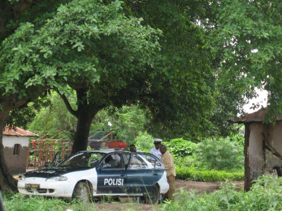 Tanzania's police out 'n about