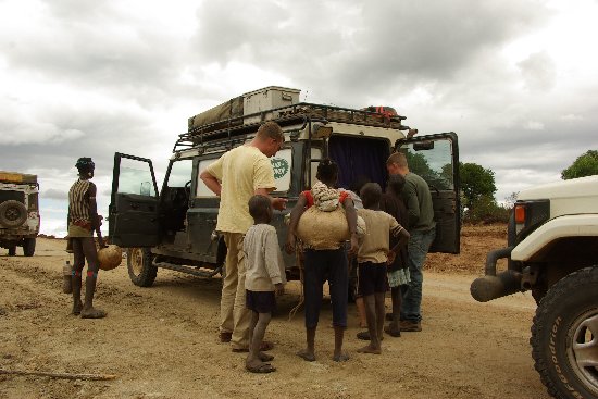 changing C+C's tire with audience