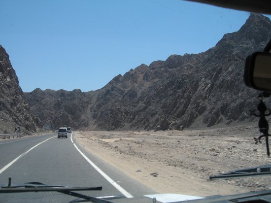 the eastern desert road